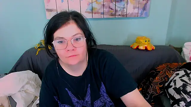 EverlyRays online show from April 19, 2026, 12:15 pm