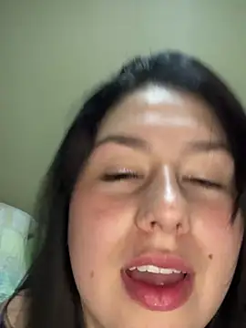 paula232 online show from December 14, 2024, 1:28 am