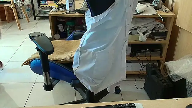 angelgarcia269 online show from February 16, 2026, 11:17 am