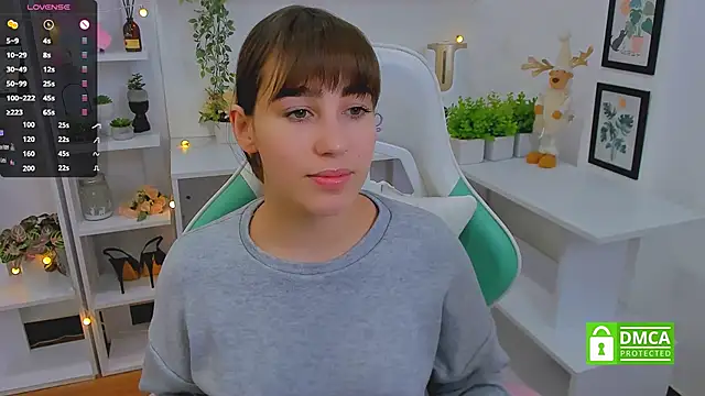  Eliizabeth  online show from March 21, 2025, 10:06 pm