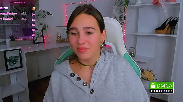  Eliizabeth  online show from October 31, 2025, 10:33 pm