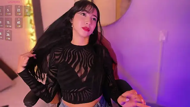 Snapshot of emma_woods_ chatting on December 27, 2024, 12:34 pm emma woods online show from December 27, 2024, 12:34 pm