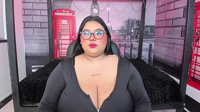 Snapshot of tifanny_bigboobs11 chatting on April 2, 2026, 10:02 am tifanny bigboobs11 online show from April 2, 2026, 10:02 am