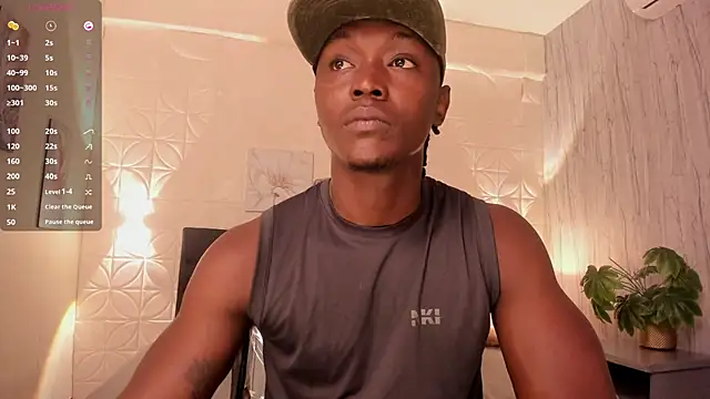 DannSmmith online show from November 15, 2025, 11:29 am