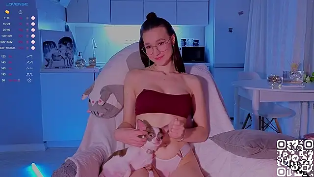 shey1i online show from December 14, 2024, 9:13 pm