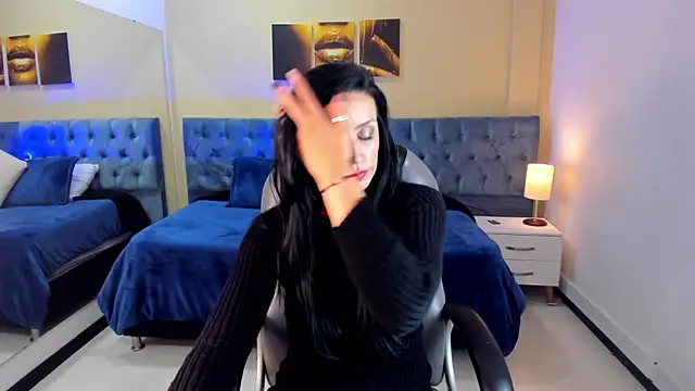 Kristen Garner online show from March 11, 2025, 12:00 am