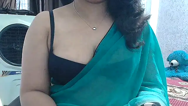 Snapshot of Maria_55 chatting on May 2, 2026, 5:56 am Maria 55 online show from May 2, 2026, 5:56 am