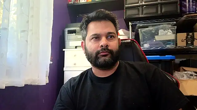 Sakhtlaundaz online show from October 28, 2025, 1:25 pm