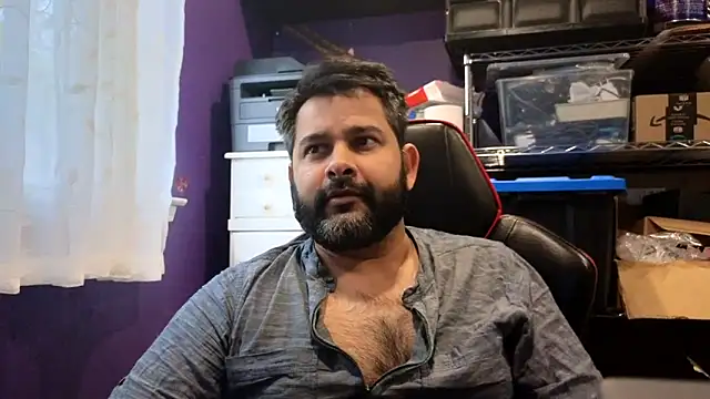 Sakhtlaundaz online show from November 3, 2025, 2:07 pm