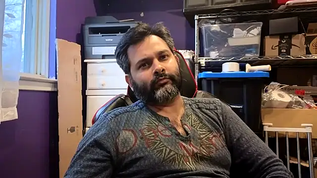 Sakhtlaundaz online show from March 15, 2026, 11:00 pm