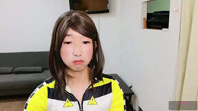 Snapshot of Kanae_sweet chatting on December 17, 2024, 4:34 am Kanae sweet online show from December 17, 2024, 4:34 am
