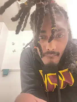 Snapshot of BD2LONG chatting on February 8, 2025, 6:22 am BD2LONG online show from February 8, 2025, 6:22 am