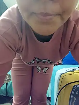 lolo890 online show from November 8, 2025, 2:17 pm