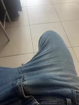 Snapshot of punhetaba chatting on February 24, 2026, 4:05 pm punhetaba online show from February 24, 2026, 4:05 pm