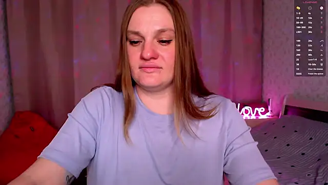 EndlessLustX online show from April 17, 2026, 5:38 pm