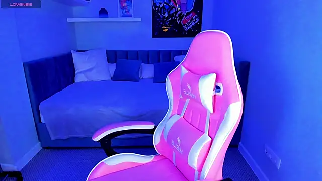 Snapshot of Lexi_Split chatting on February 11, 2025, 8:26 am Lexi Split online show from February 11, 2025, 8:26 am