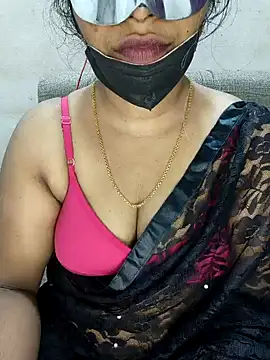 Snapshot of Malluivaniya chatting on December 2, 2024, 6:54 pm Malluivaniya online show from December 2, 2024, 6:54 pm