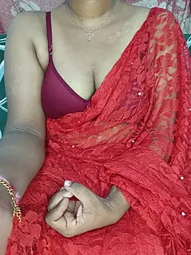 Snapshot of Malluivaniya chatting on October 25, 2025, 8:03 pm Malluivaniya online show from October 25, 2025, 8:03 pm