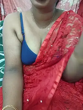 Snapshot of Malluivaniya chatting on October 27, 2025, 6:23 pm Malluivaniya online show from October 27, 2025, 6:23 pm