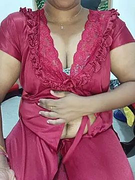 Snapshot of Malluivaniya chatting on November 21, 2025, 7:07 am Malluivaniya online show from November 21, 2025, 7:07 am