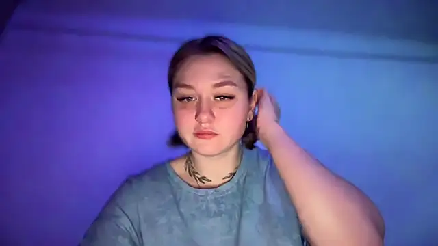 Isabel-Bailey online show from October 21, 2025, 9:04 pm