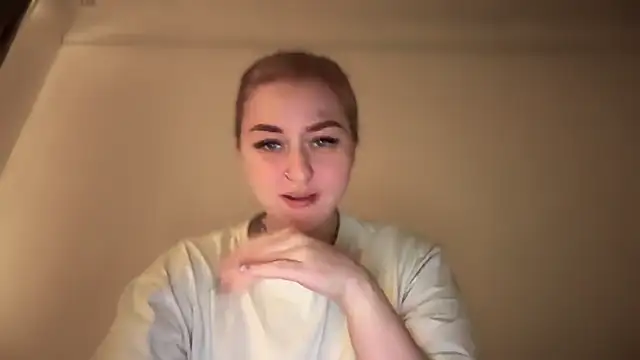 Isabel-Bailey online show from December 2, 2025, 9:10 pm