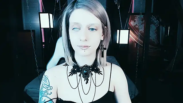 Noah ElmerX online show from February 2, 2025, 6:42 pm