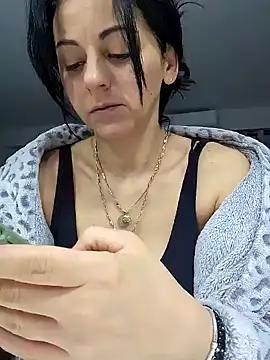 bruneta sexy23 online show from January 19, 2025, 6:09 am