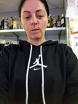 bruneta sexy23 online show from March 1, 2025, 7:30 am