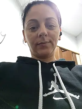 bruneta sexy23 online show from March 2, 2025, 5:12 am