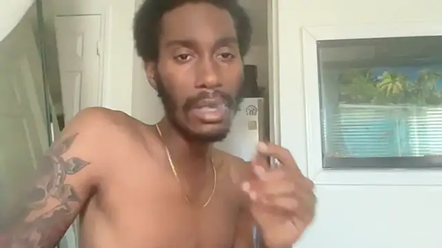 Snapshot of ITSONLYKENNY chatting on October 14, 2025, 2:29 pm ITSONLYKENNY online show from October 14, 2025, 2:29 pm