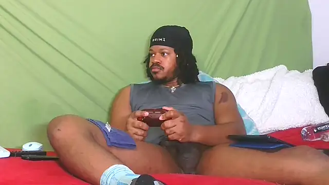 Carolinayoungin online show from September 24, 2025, 7:17 pm