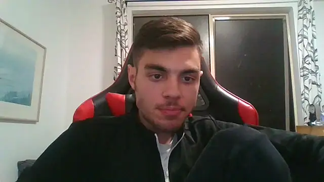 Snapshot of Omarnede chatting on September 29, 2025, 12:10 pm Omarnede online show from September 29, 2025, 12:10 pm