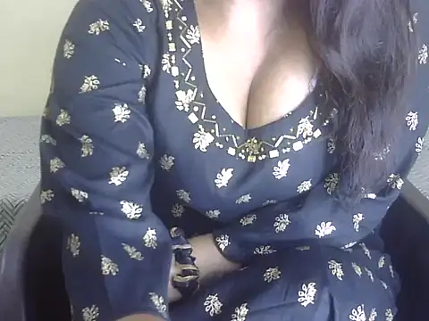 Snapshot of Lusty_Wife1 chatting on September 10, 2025, 6:52 pm Lusty Wife1 online show from September 10, 2025, 6:52 pm