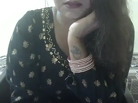 Snapshot of Lusty_Wife1 chatting on September 16, 2025, 9:21 am Lusty Wife1 online show from September 16, 2025, 9:21 am