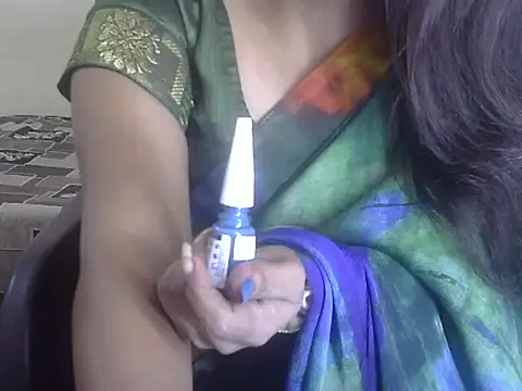 Snapshot of Lusty_Wife1 chatting on November 5, 2025, 4:40 pm Lusty Wife1 online show from November 5, 2025, 4:40 pm