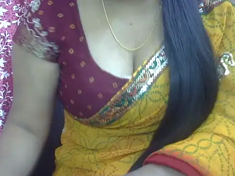 Snapshot of Lusty_Wife1 chatting on November 28, 2025, 11:02 am Lusty Wife1 online show from November 28, 2025, 11:02 am