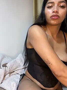 AgathaGeorgiou online show from February 27, 2026, 11:49 pm