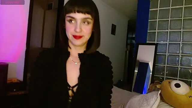 collette beaufoy  online show from December 7, 2024, 9:22 pm