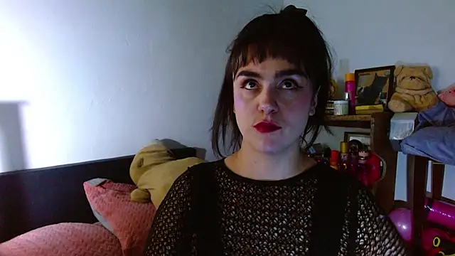 Snapshot of collette_beaufoy_ chatting on May 28, 2026, 9:17 am collette beaufoy online show from May 28, 2026, 9:17 am