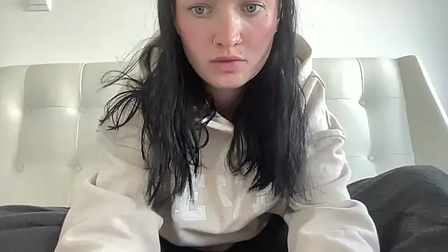 mariemelissah online show from December 14, 2025, 8:30 am