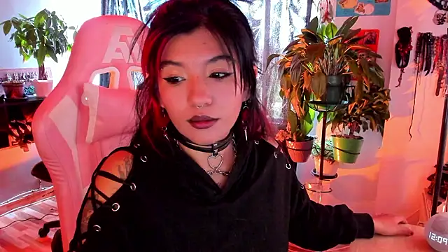 annie walker6 online show from February 4, 2026, 5:08 pm