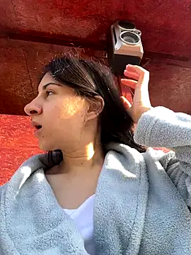 JenniferEdith online show from September 9, 2025, 5:18 am