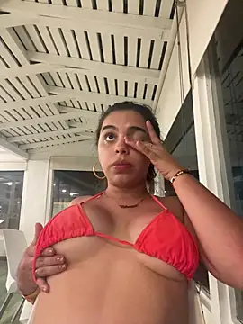 crisbell lopez online show from March 7, 2026, 1:02 am