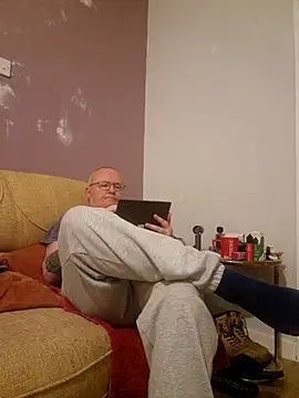 FriendlyDave online show from March 11, 2025, 9:37 pm