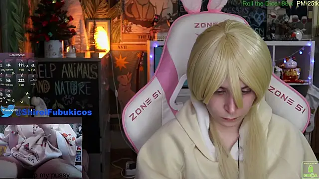 ShiroiFubuki online show from December 15, 2024, 7:31 pm