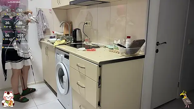 ShiroiFubuki online show from October 17, 2025, 5:26 pm