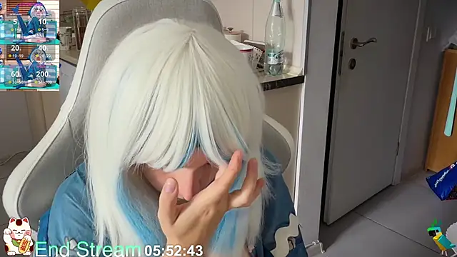 Snapshot of ShiroiFubuki chatting on July 7, 2026, 8:51 am ShiroiFubuki online show from July 7, 2026, 8:51 am