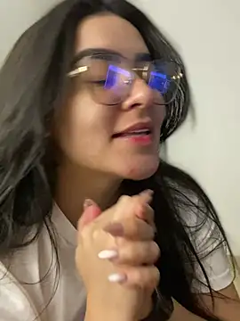 Snapshot of Lia_flowers chatting on January 21, 2025, 6:55 pm Lia flowers online show from January 21, 2025, 6:55 pm