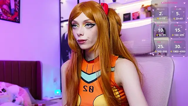 HolliWould  online show from March 27, 2026, 10:04 am